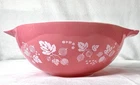 Pyrex Pink Gooseberry Cinderella Vintage Mixing Bowl 444 4Qt Mid Century Classic