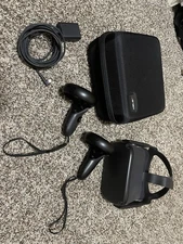 Oculus Quest 64GB Virtual Reality Headset with Controllers, Third party Case