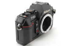 ペンタックス6×７　ニコンF　ニコンF501 ペンタックス6×7 ニコンF ニコンF501 赤城耕一：第40回 ニコン初の