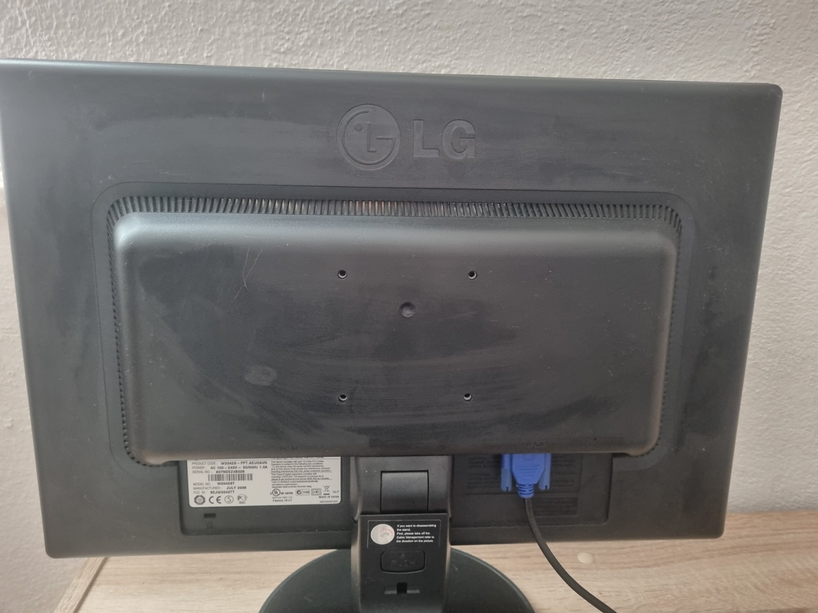 monitor Pc lg flatron w2042s-pf usato In Ottime Condiziioni Con Cavo Incluso foto 2