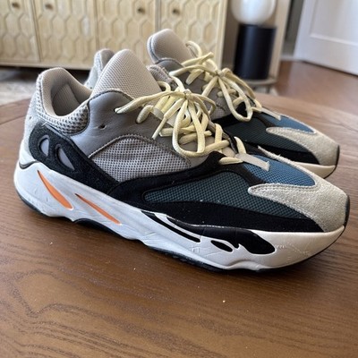 adidas Yeezy Boost 700 Wave Runner, Size 11.5 in good condition