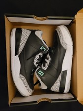 Kids Size 1  -  Nike Jordan 3  - Worn twice And In Good Condition 👌