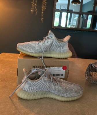 Garnet Furniture Adidas Yeezy 350 V2 Lundmark Reflective Adidas