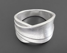 7g Vtg Sterling Silver Wide Modernist Tapered Ribbed Chunky Layered Ring