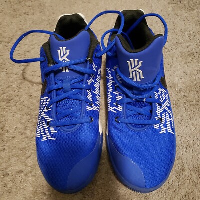 Nike Boys Kyrie Irving Flytrap II Size Basketball Shoes Sneakers  Mavericks