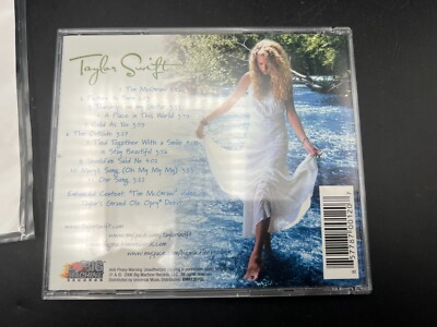 2006 Taylor Swift Signed Autograph Debut CD Album ORIGINAL LYRICS