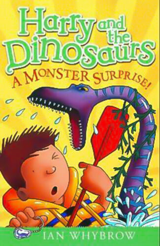 Libro de bolsillo de Harry and the Dinosaurs: A Monster Surprise Ian Whybrow - Imagen 1 de 1