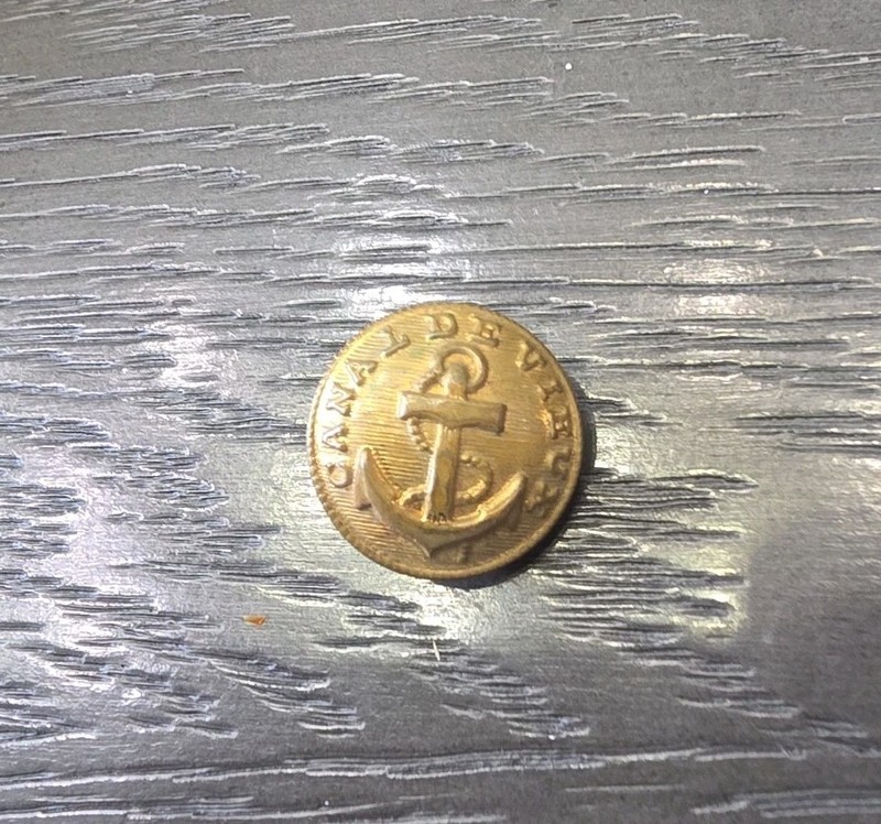 VINTAGE Brass Canal de Vieux Anchor Button