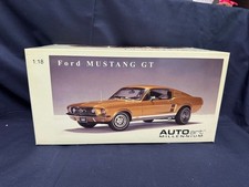AUTOart 1/18 Ford Mustang GT 1967 Diecast Model Car Gold Millennium Series