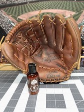 1970s Wilson A2140 Bobby Bonds Pro Model Fielder’s Glove RHT