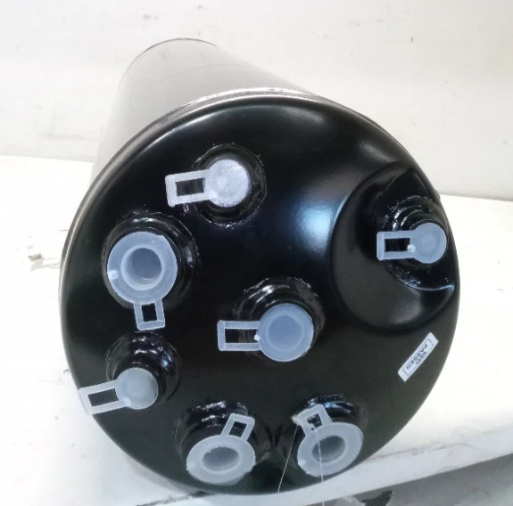 Dorman 924-5804 Air Brake Reservoir Fits 3553370C92 3553370C91 - Image 2 of 3