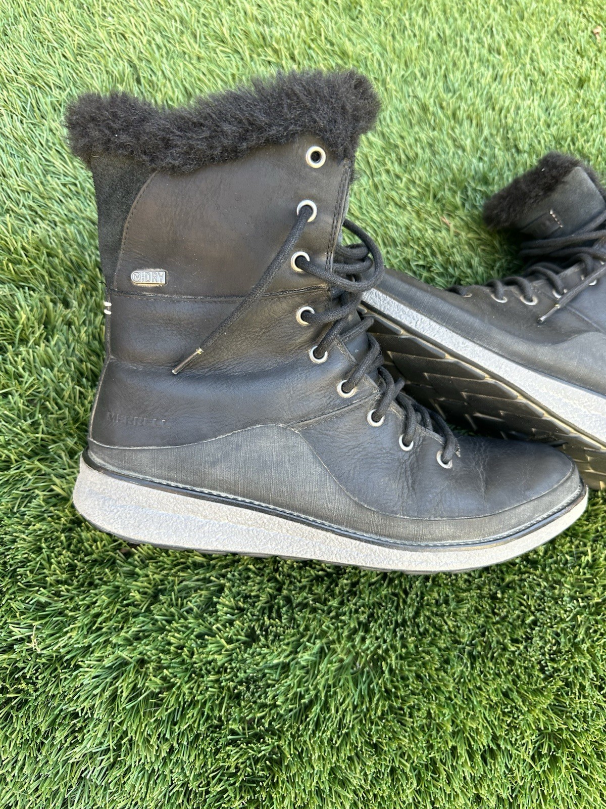 Merrell  Leather Boots Women’s Size 9 Winter Boots