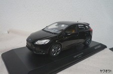 Minichamps Ford Focus ST 2011 1 18 diecast model black