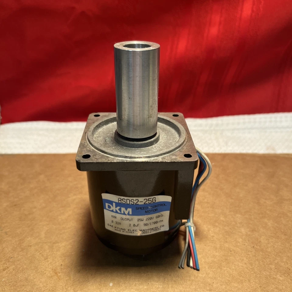 DKM 8SDS2-25G Speed Control Motor (25W, 220V, 60Hz) - Image 2 of 4