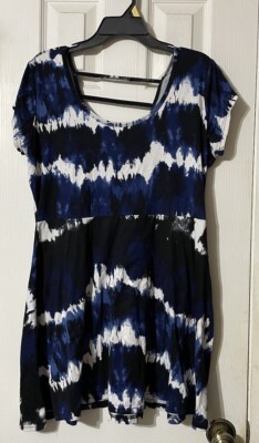 Bobbie Brooks Tunic Top Women s Large Blue Black White