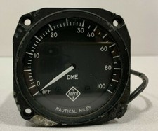 NARCO UDM-3A Distance Measuring Indicator DME NAUTICAL MILES METER