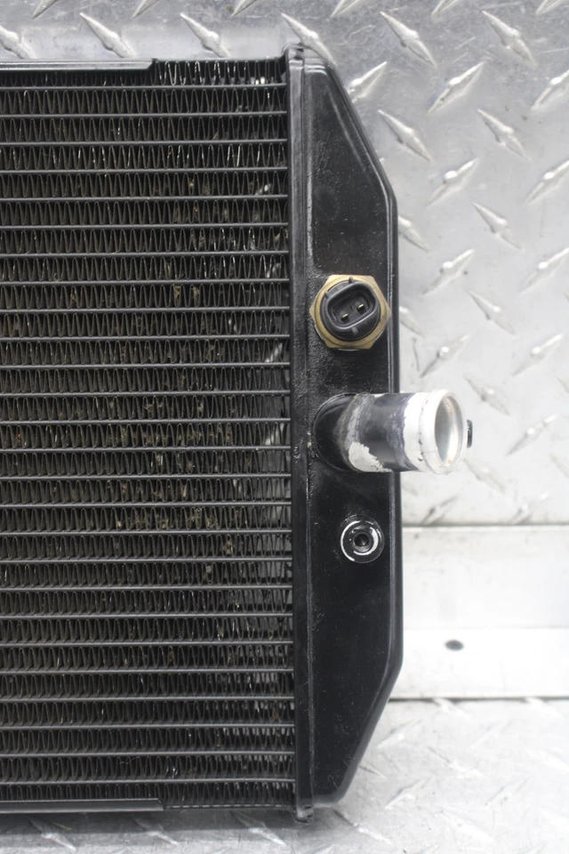 Yamaha Royal Star XVZ1300TF 2005 Venture enfriador de motor radiador de refrigeración Foto 3 de 4