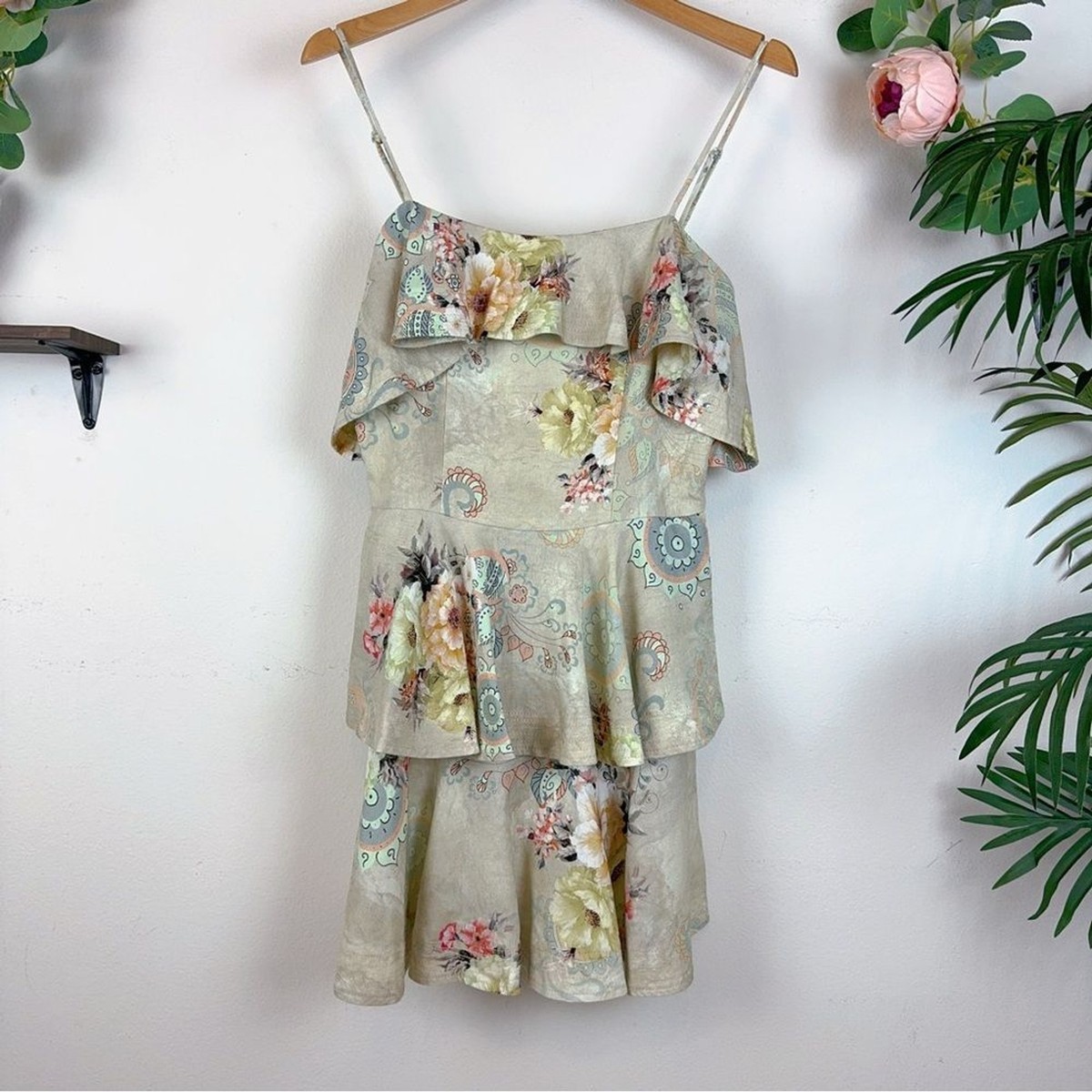Elliatt Faro Tiered Linen Mini Dress in Sage Multi Women Size Small