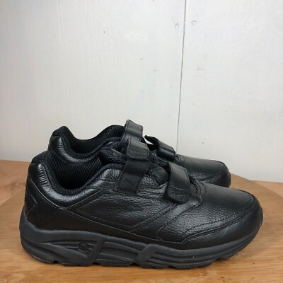 Brooks Shoes Womens B Addiction Walker Sneakers Black