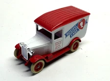 VTG LLEDO - DAYS GONE - 1934 CHEVROLET VAN - HOSTESS CAKES