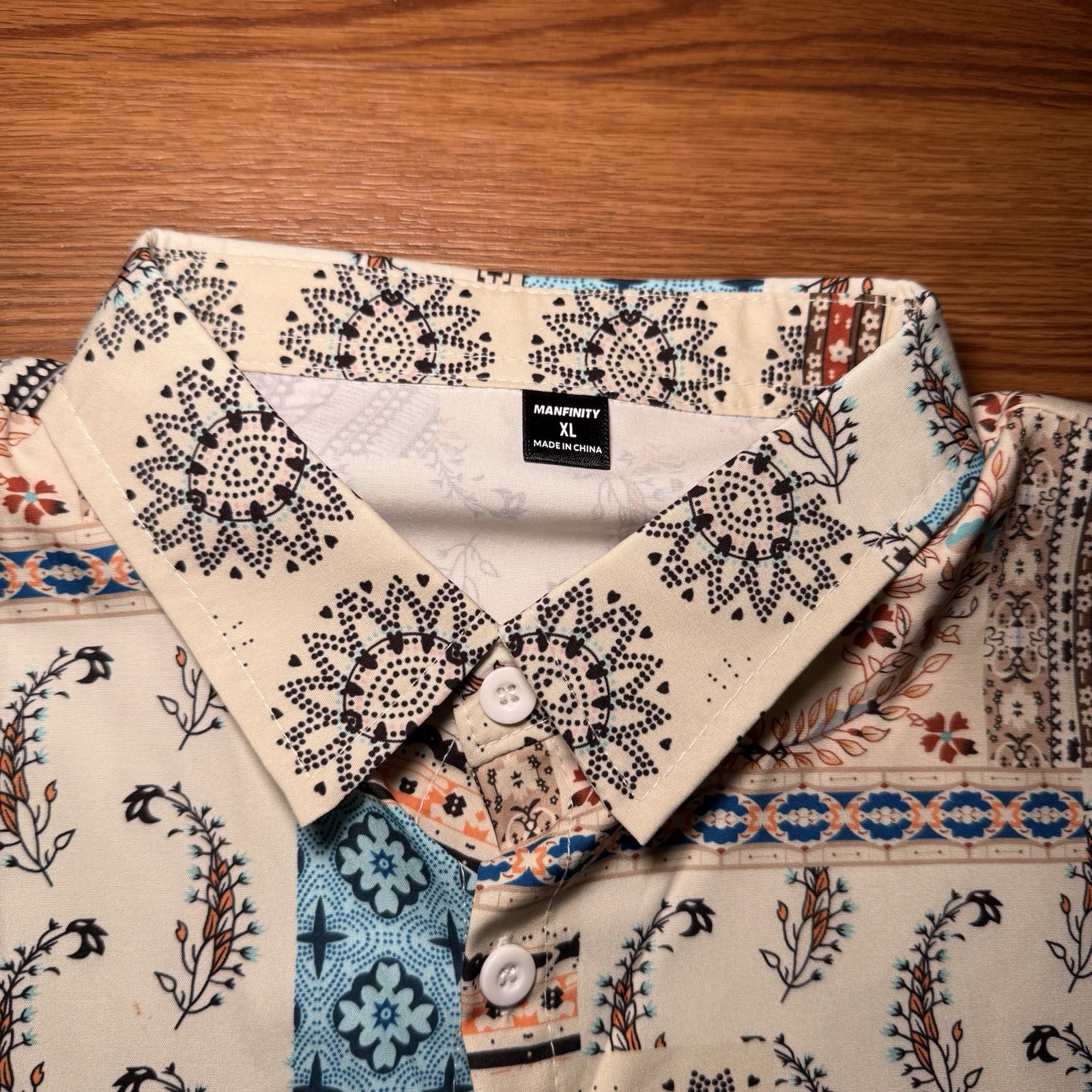 Manfinity Patchwork Print Button-Up Shirt – XL – … - image 3