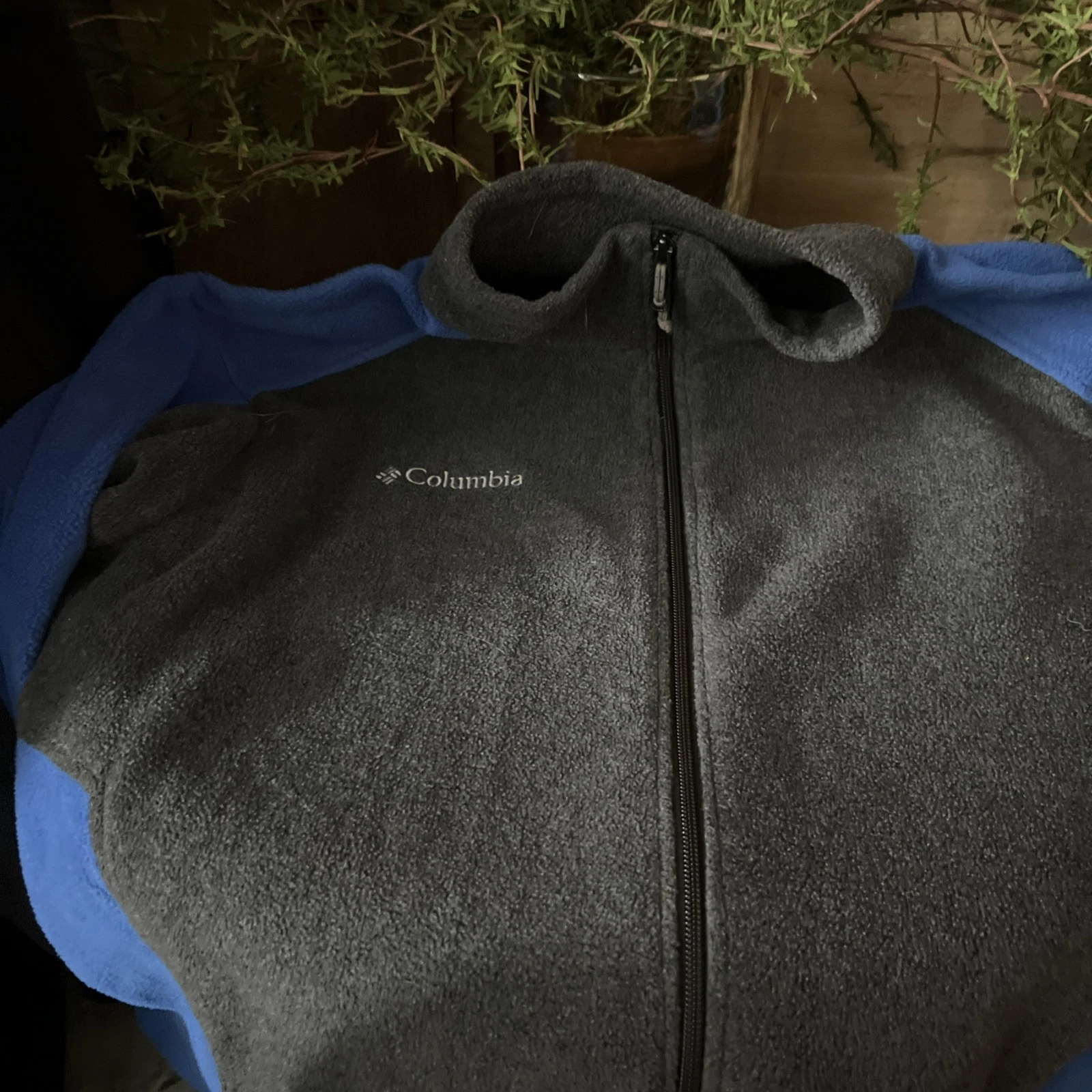 Columbia Zip Up Fleece Size Large