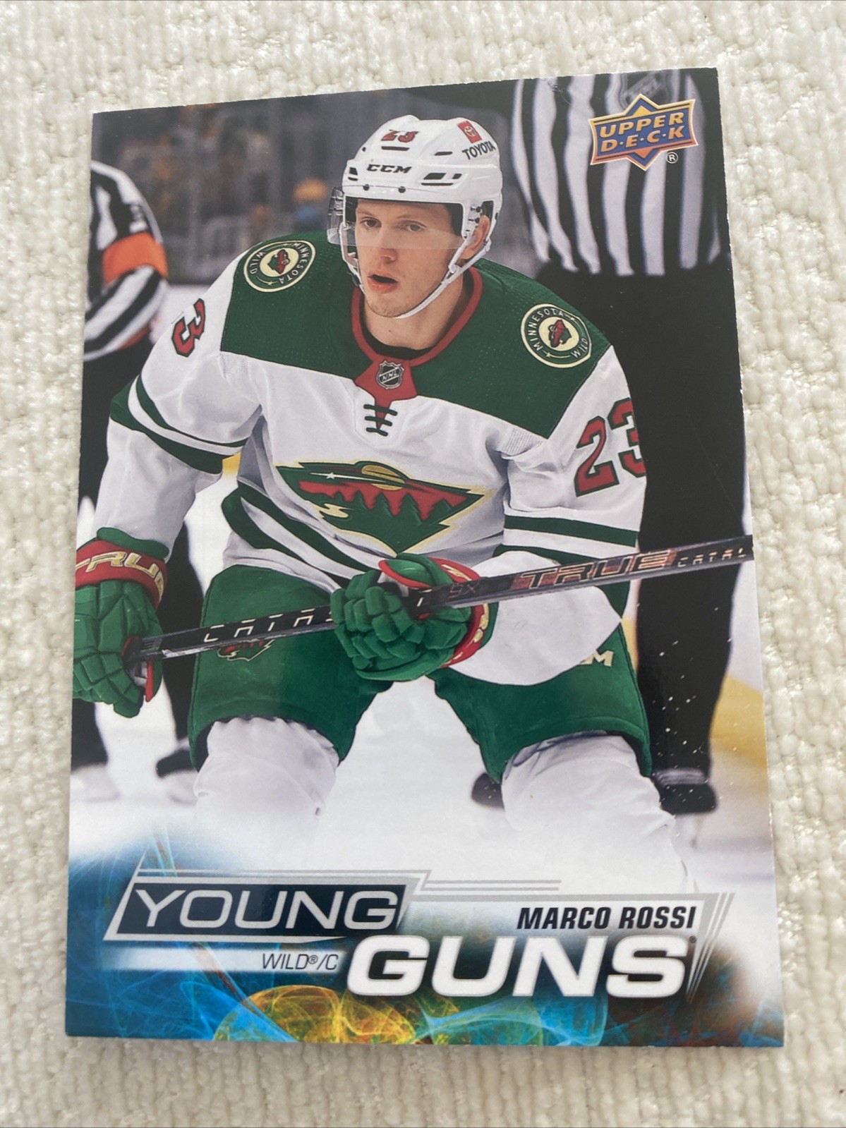 2022-23 Upper Deck Series 1 - Young Guns Marco Rossi #243 Jumbo (RC)