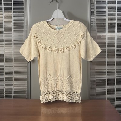 Colleen's Collectables Hand Knit Cream Floral Sweater Size Small Cottage Core