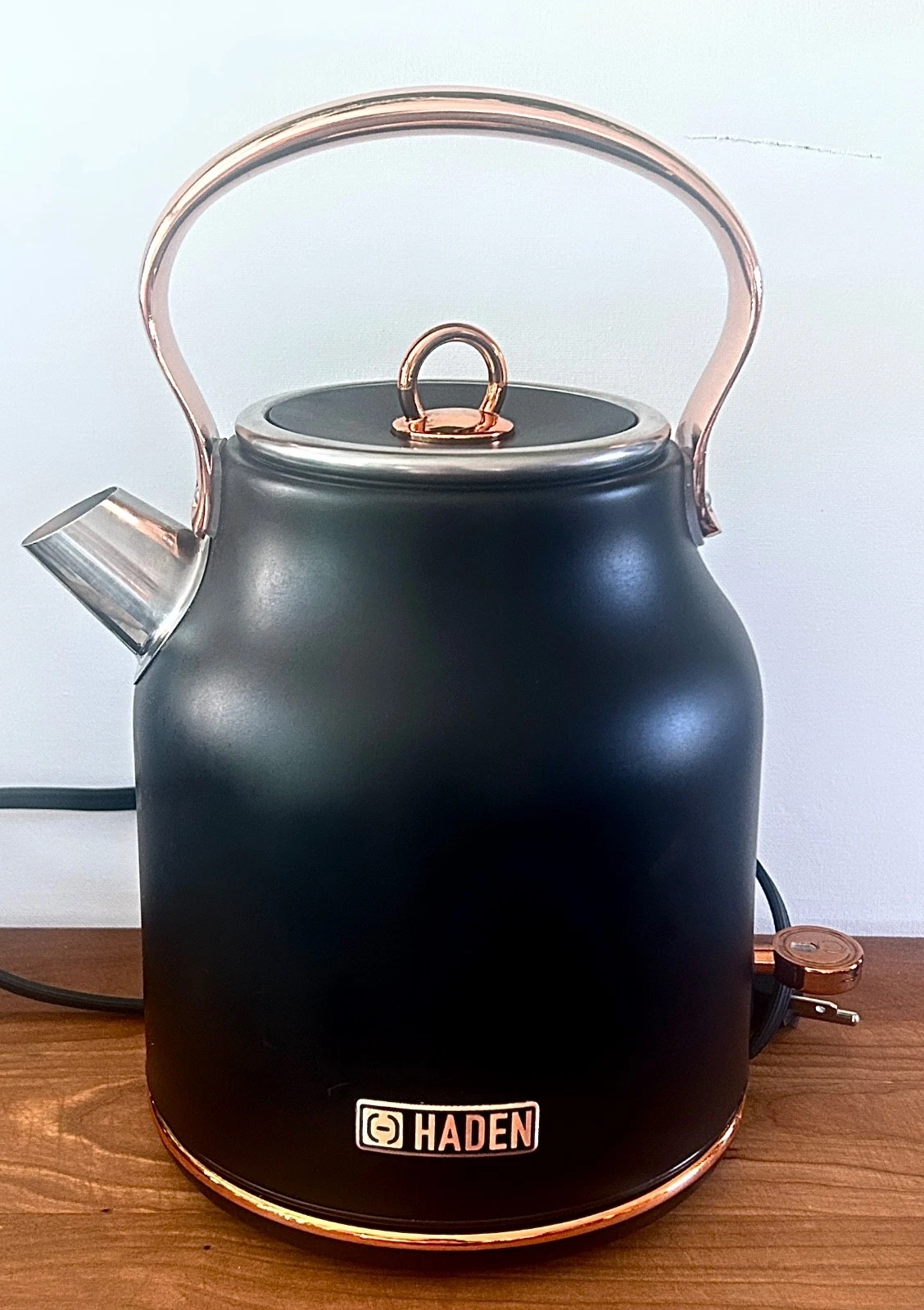 Haden Heritage Stainless Steel Retro Electric Kettle Black & Copper 7 Cup