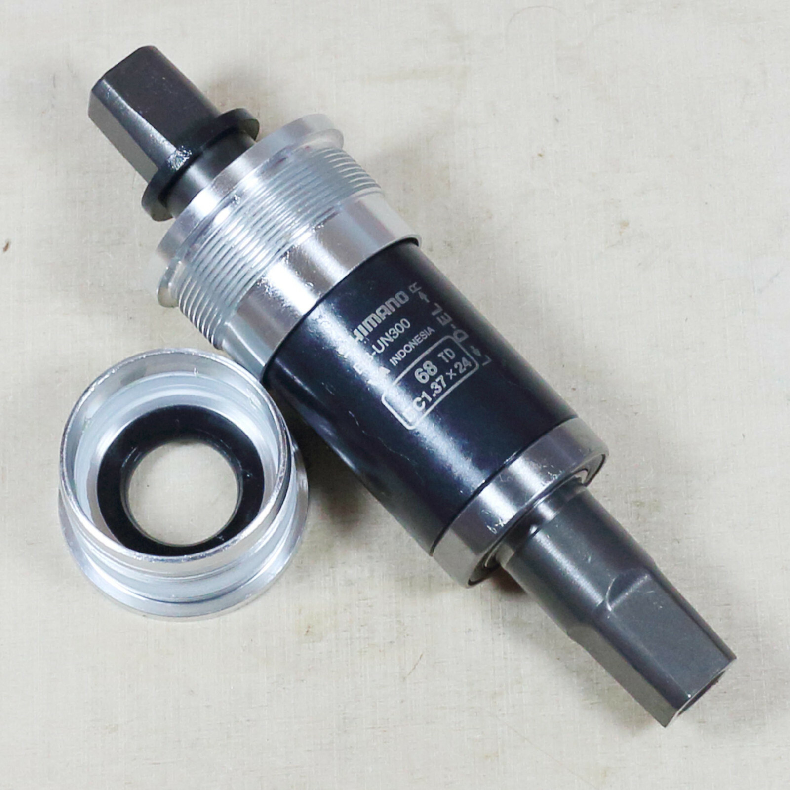 Shiano BB-UN26 Innenlager Vierkant BSA, Grau, 68x122,5