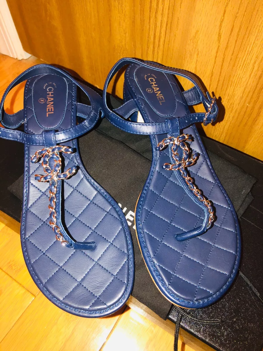 AUTHENTIC CHANEL THONGS SANDALS SHOES QUILTED NAVY LEATHER CC LOGO 39.5