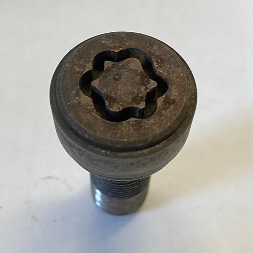 1x Security Locking Wheel Nut Bolt Screw 055 55 14 x 1.25 GENUINE BMW X5 F70 F15 - Picture 4 of 9