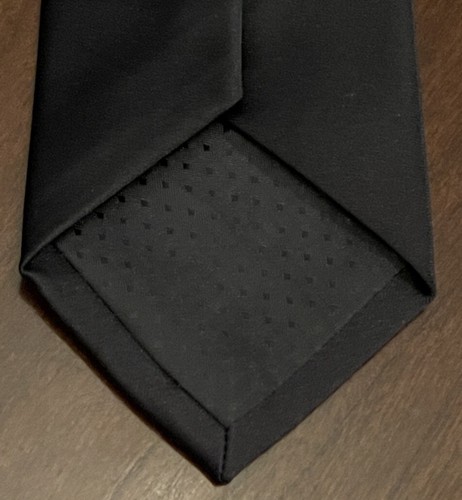 J. Ferrar Black 100% Polyester Men’s Neck Tie Made In China - Picture 2 of 9
