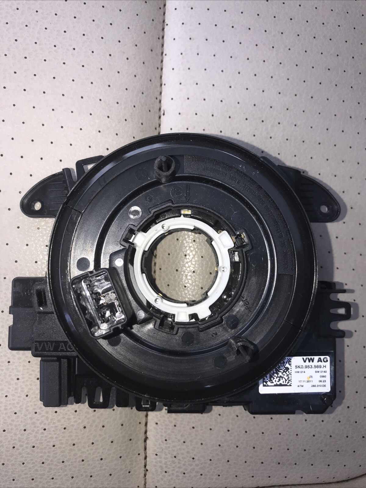 20102015 Volkswagen Tiguan/Passat B7 Clock Spring OEM 5K0.953.569.H eBay