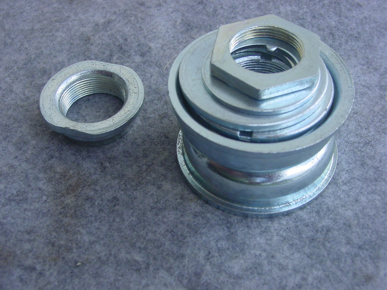 Fauber Bottom Bracket YST One Piece Crank BMX in Box