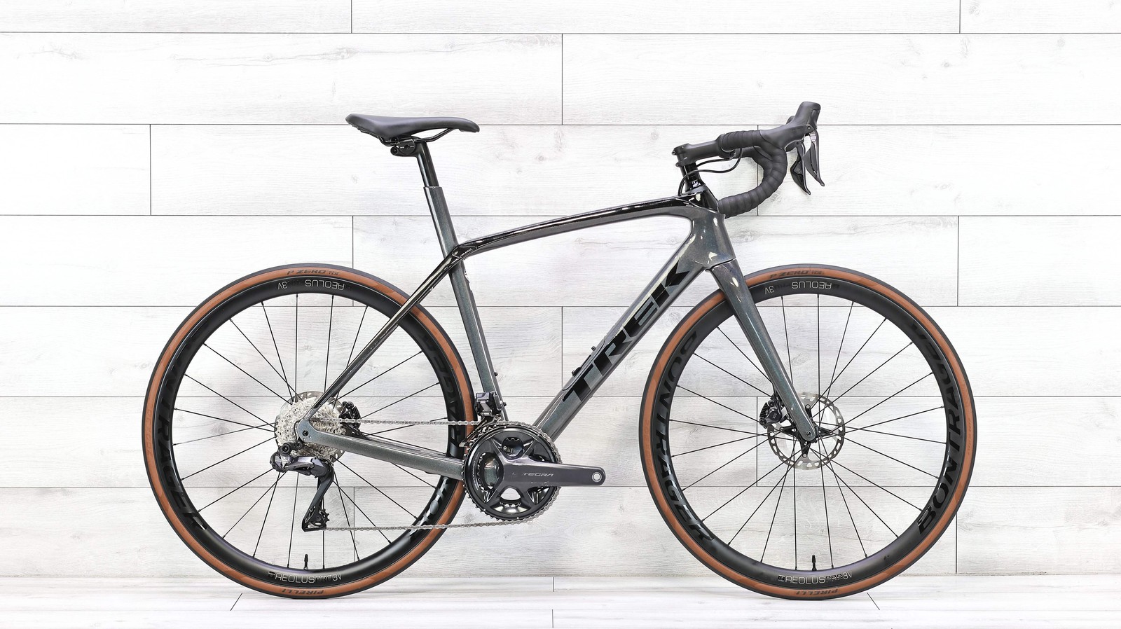 Trek Domane SL 7 Ultegra Di2 Gen 3 Road Bike - 2022, 54cm