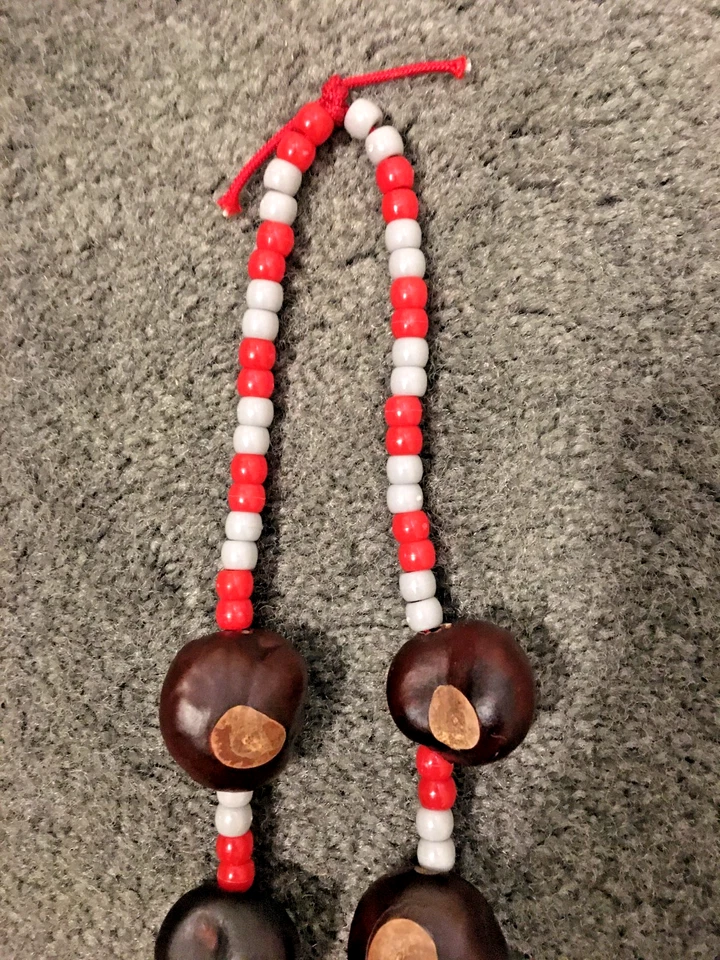 Real Ohio State Buckeyes hecho a mano 16" L. collar cuentas rojas/grises y cordón artesanal rojo Foto 4 de 4