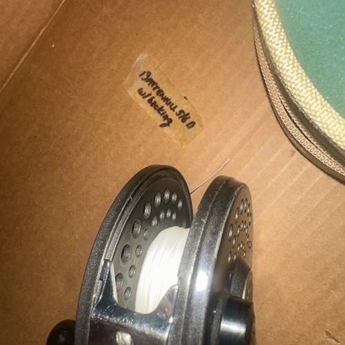 Orvis Battenkill Disc 5/6 Fly Fishing Reel Made In England w/Soft Case Vintage - Foto 6 di 8