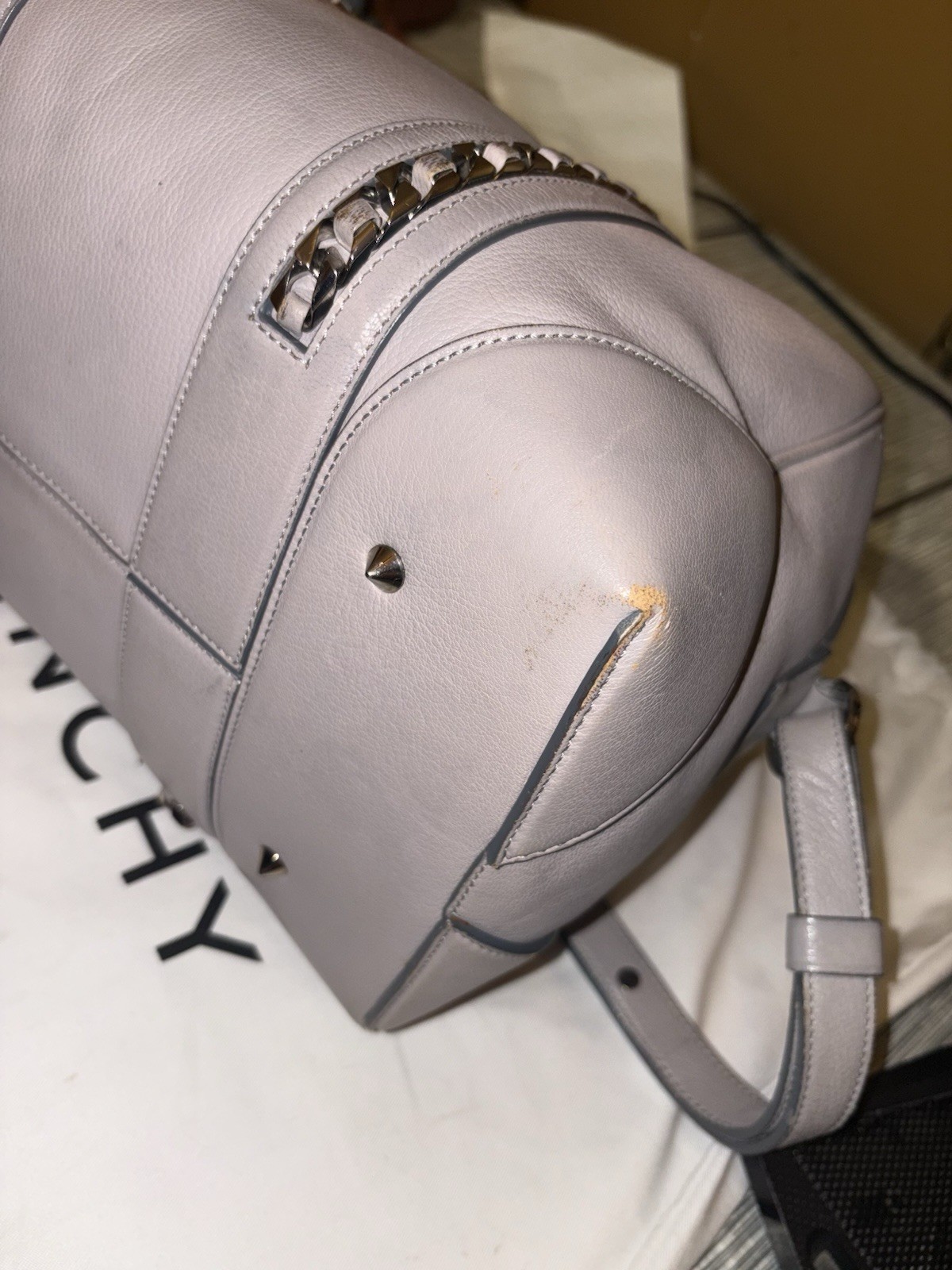 Authentic Givenchy Grey Leather Chain Detail Satc… - image 7