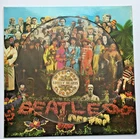 THE BEATLES 1979 "SGT PEPPER" VINYL PICTURE DISC WITH DIE CUT SLEEVE & INNER EX+