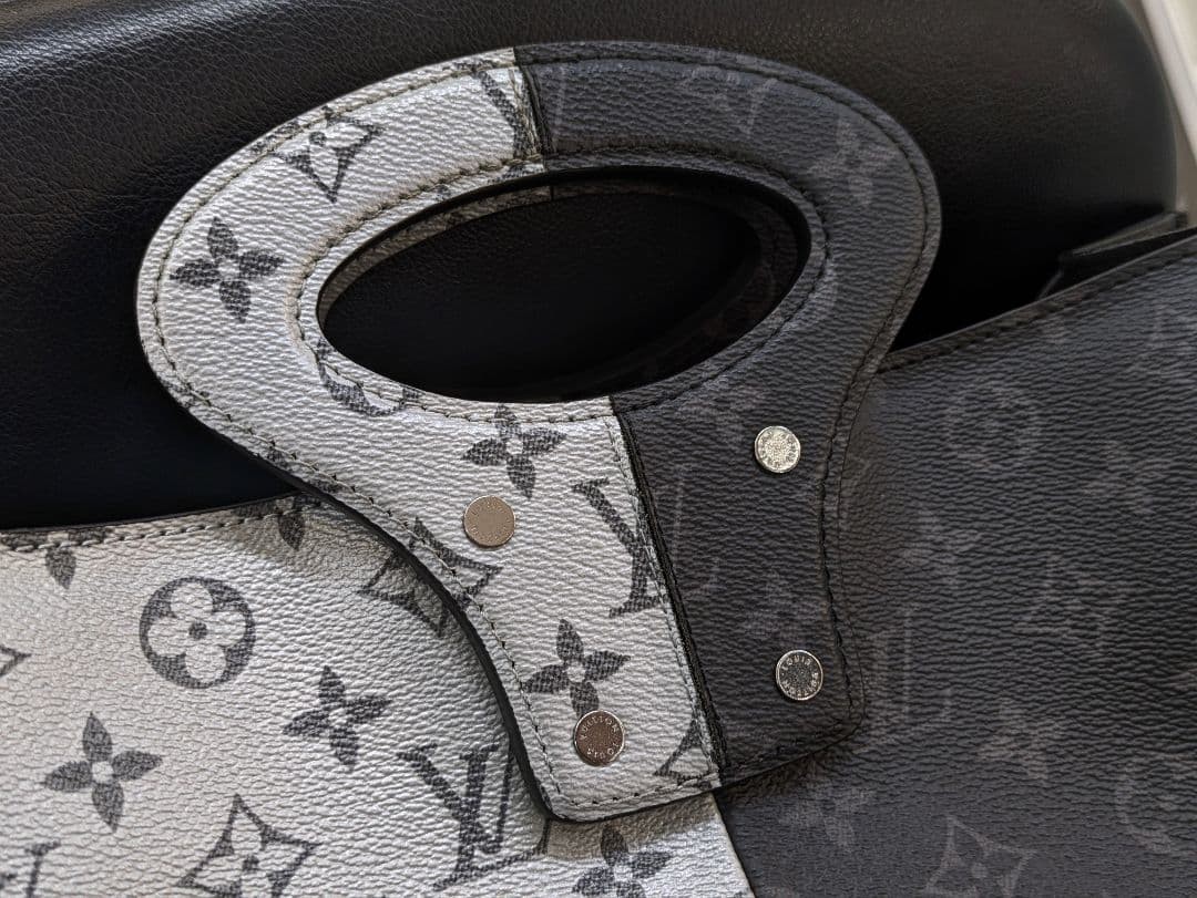 Limited Edition Vuitton Split Tote Eclipse Bag Gi… - image 7