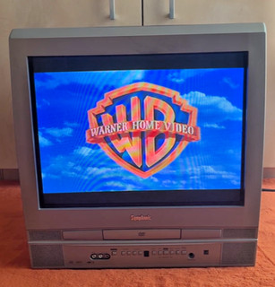 Symphonic WF20D4 20" CRT TV/DVD Combo Front RCAs TESTED see VIDEO 2004