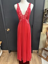 Red M 9297 Vintage Olga Nightwear Sleepwear Fullsweep Vintage Nightgown