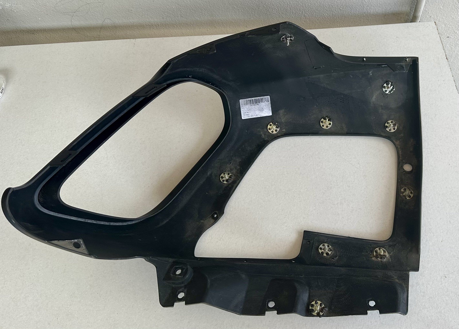 Ferrari 812 Superfast REAR BUMPER SIDE COVER 088768300SX