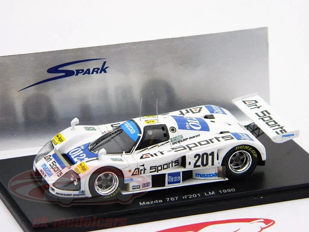 Jaguar XJR12 7.0L V12 3 Winner 24 Heures du Mans 1990 IXO LM1990