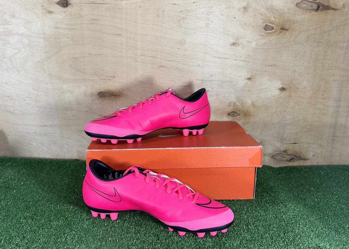 Nike Classics Mercurial F.G. LDV セット Nike Classics Mercurial F.G. LDV セット Nike Mercurial