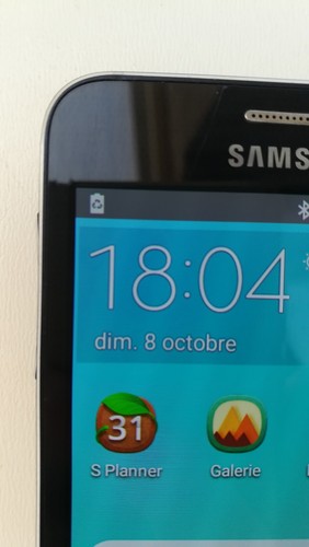 Samsung Galaxy A3 16GO noir écran fissuré tout opérateur - Photo 4 sur 8