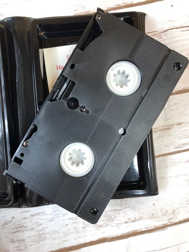 Knights of the Round Table VHS MGM UA Home Video Clamshell - Picture 3 of 4
