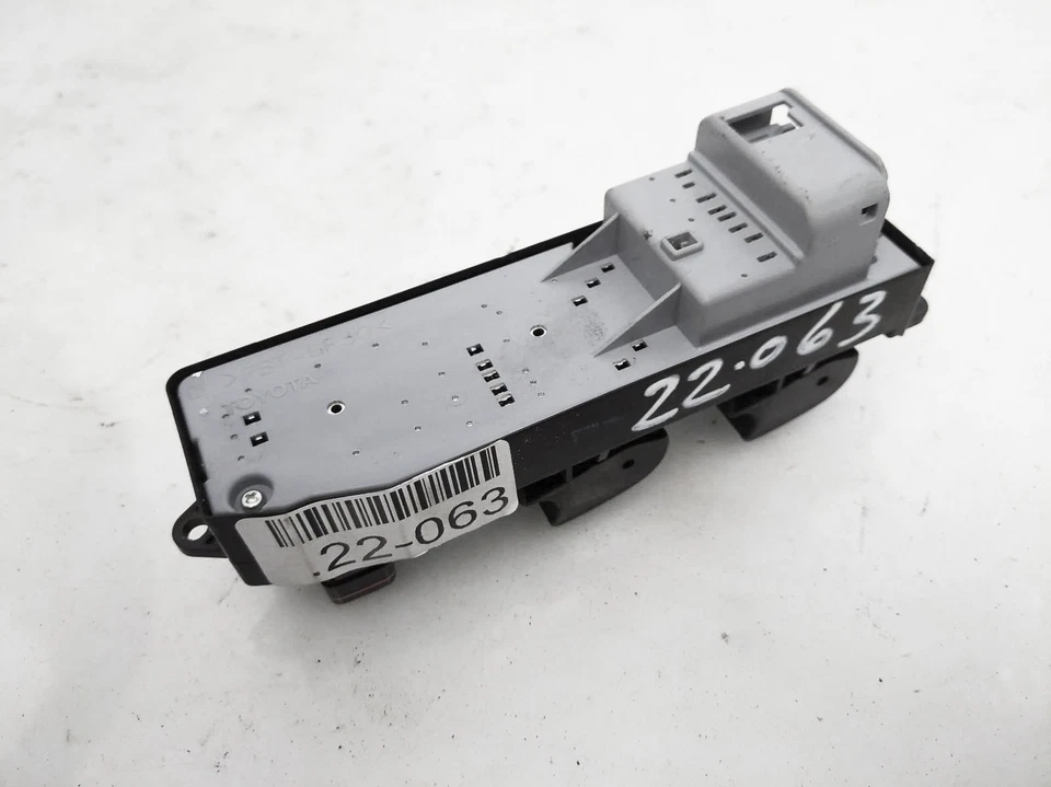 Interruptor de control de ventana de conductor maestro Toyota Sienna 2004-2010 84820-Ae012 Foto 4 de 4