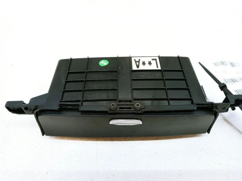 Hyundai Entourage 2008 tablero cubículo almacenamiento fabricante de equipos originales usado 4D84625100 Foto 2 de 4